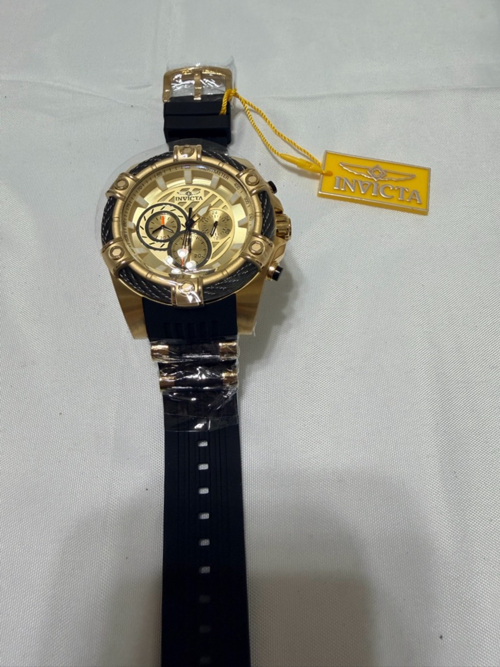 Invicta Men's Gold and Black Chronograph Tachymeter Watch - Picture 6 of 7